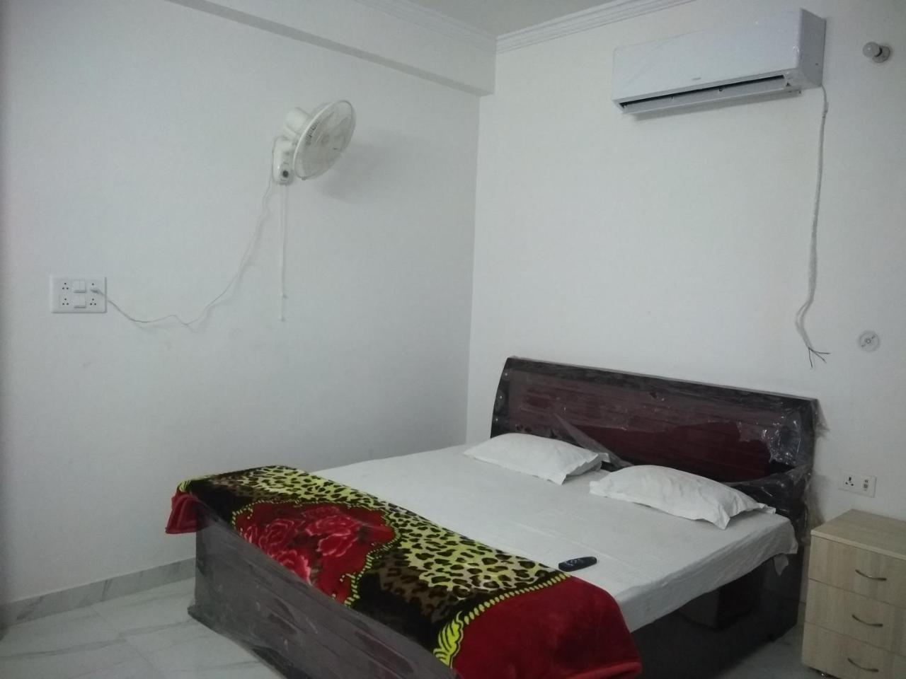 Pardhan Guest House Bara Banki ภายนอก รูปภาพ